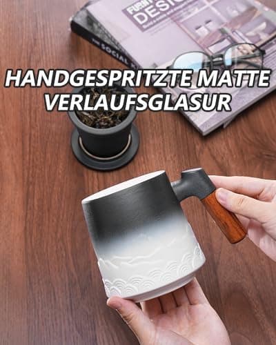 ZENS Teetasse mit Deckel und Teesieb für Tee Liebhaber bei\viewschiebung und Atemluft, 450ml, Große Holzgriff Matte Kera