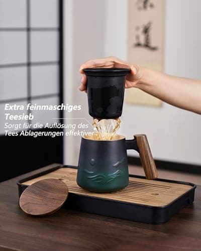 ZENS Teetasse mit Deckel und Teesieb für Tee Liebhaber bei\viewschiebung und Atemluft, 450ml, Große Holzgriff Matte Kera
