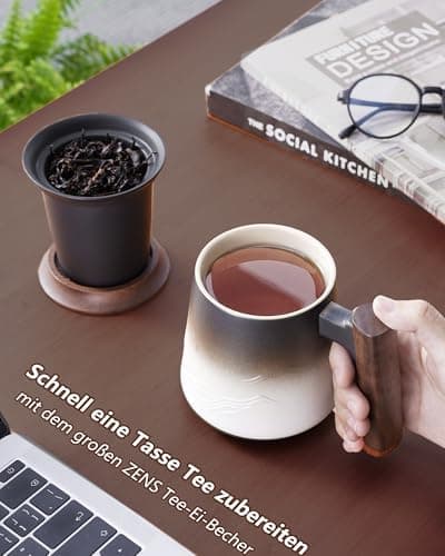 ZENS Teetasse mit Deckel und Teesieb für Tee Liebhaber bei\viewschiebung und Atemluft, 450ml, Große Holzgriff Matte Kera