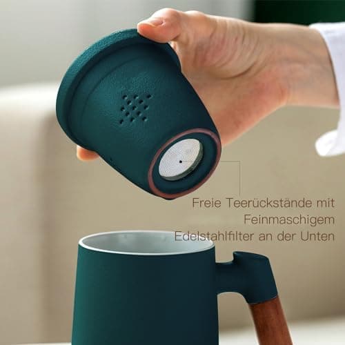 ZENS Teetasse mit Deckel und Sieb Geschenke für Teeliebhaber Matte Keramik 360 ml Holzgriff